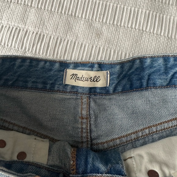 Madewell Relaxed Denim Shorts NWOT Renfield wash - Picture 2 of 4